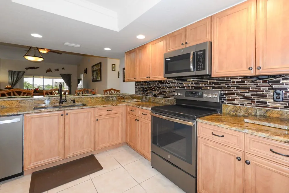 335 COLDEWAY DRIVE #F21 Punta Gorda, FL 33950