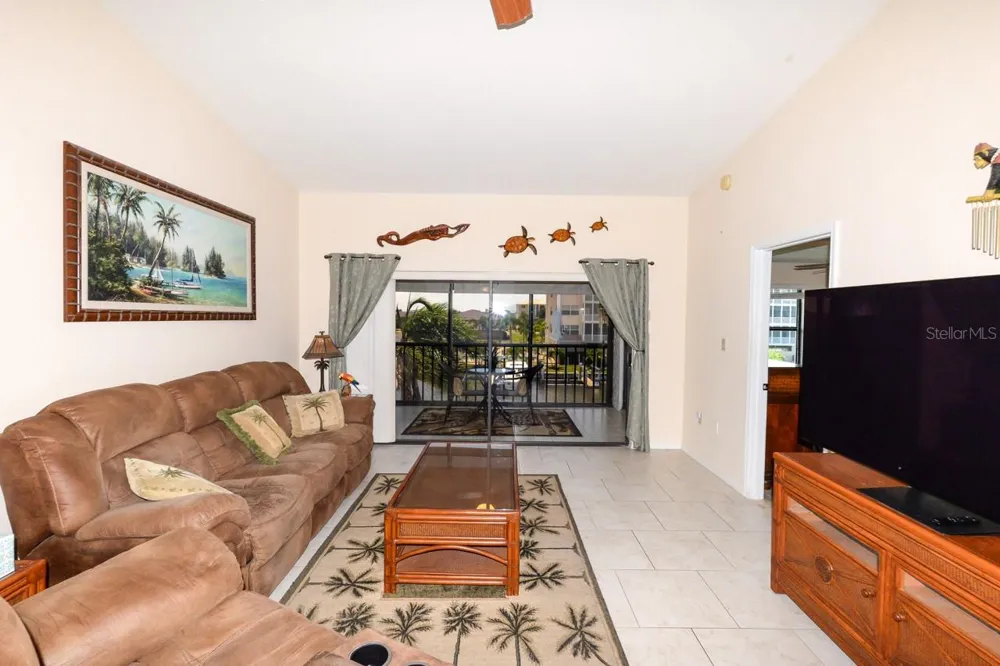 335 COLDEWAY DRIVE #F21 Punta Gorda, FL 33950