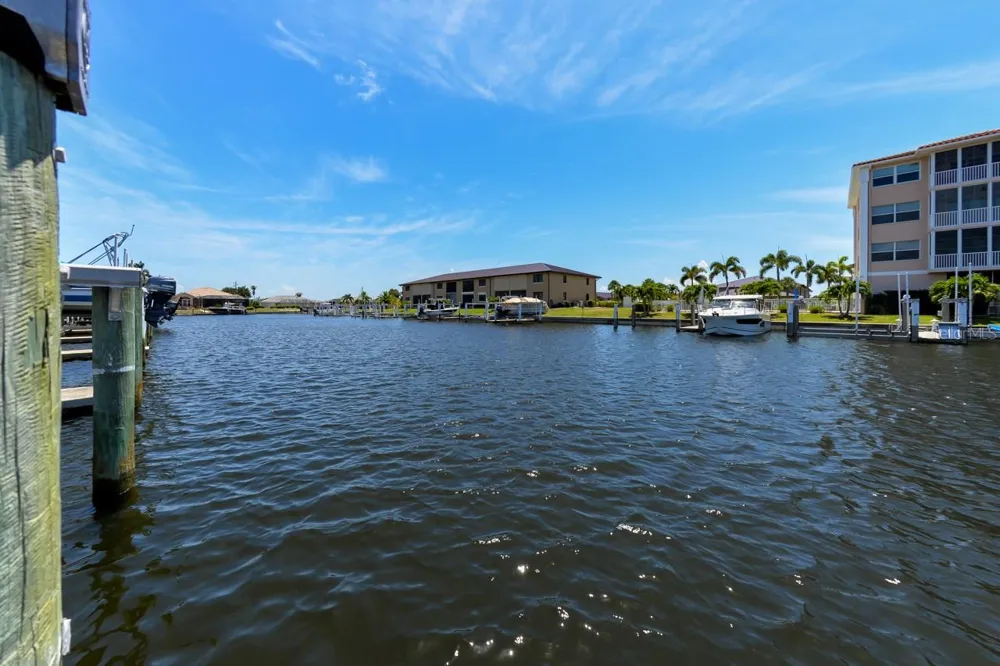 335 COLDEWAY DRIVE #F21 Punta Gorda, FL 33950
