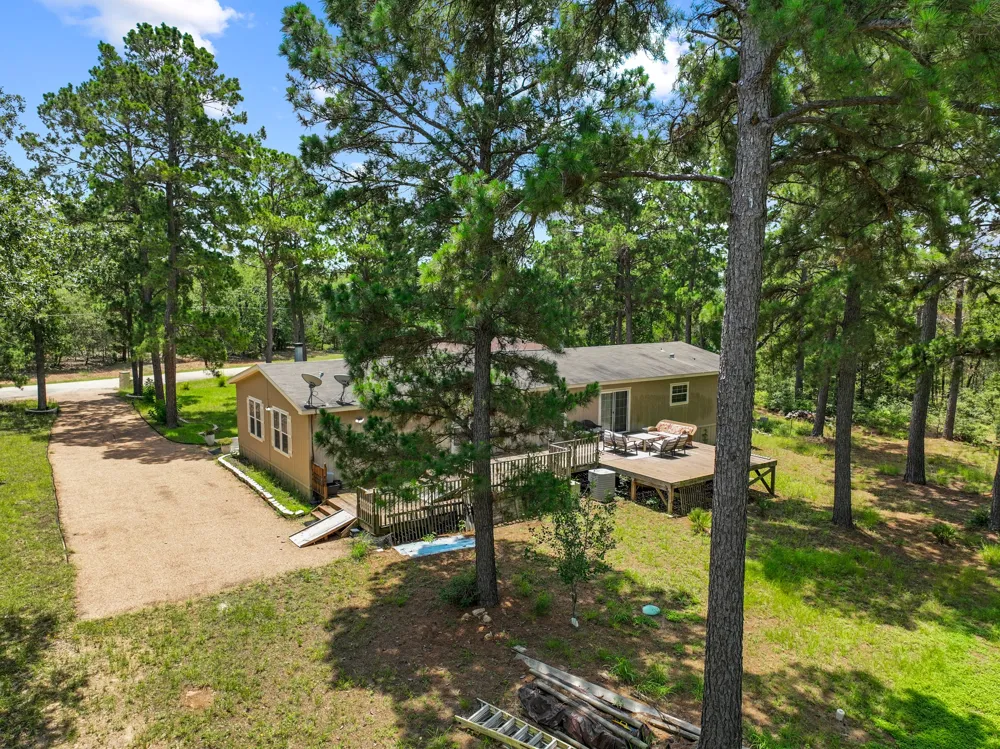 438 Kellar Road Smithville, TX 78957