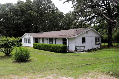 4366 E Interstate 30