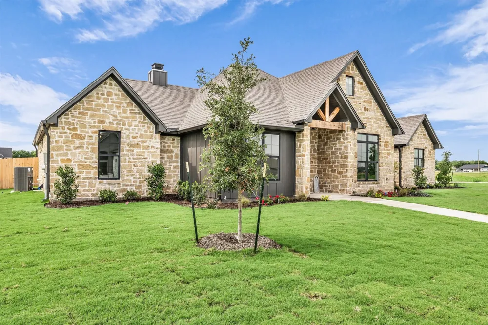 116 Cattail Court Robinson, TX 76706