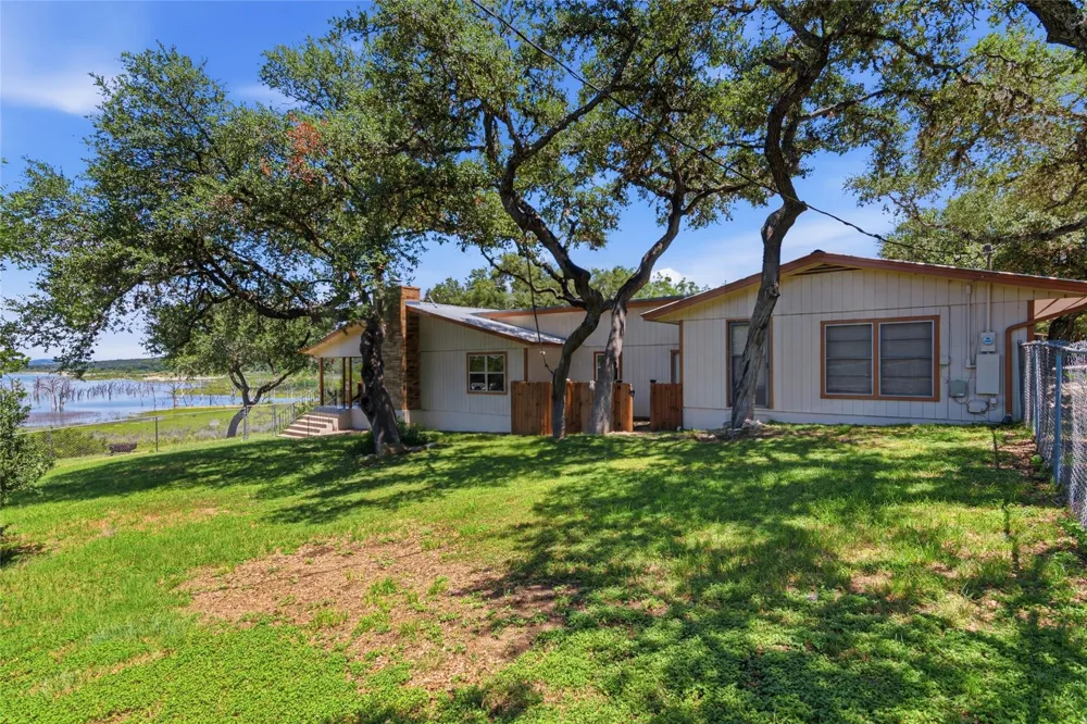 128 Canteen Canyon Lake, TX 78133