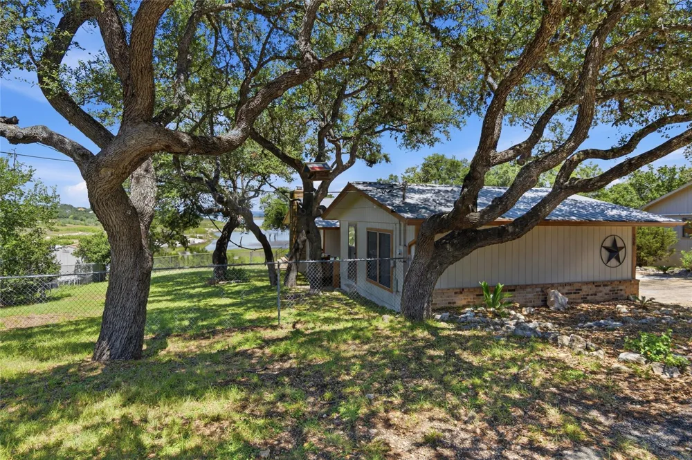 128 Canteen Canyon Lake, TX 78133