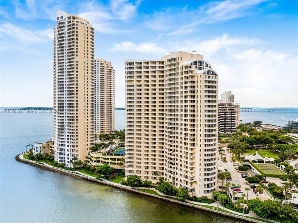 888 Brickell Key Dr #1010 Miami, FL 33131