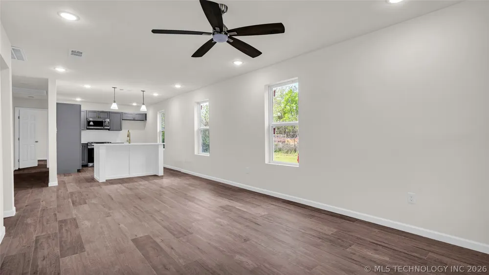 2615 Rancho Lane Ardmore, OK 73401