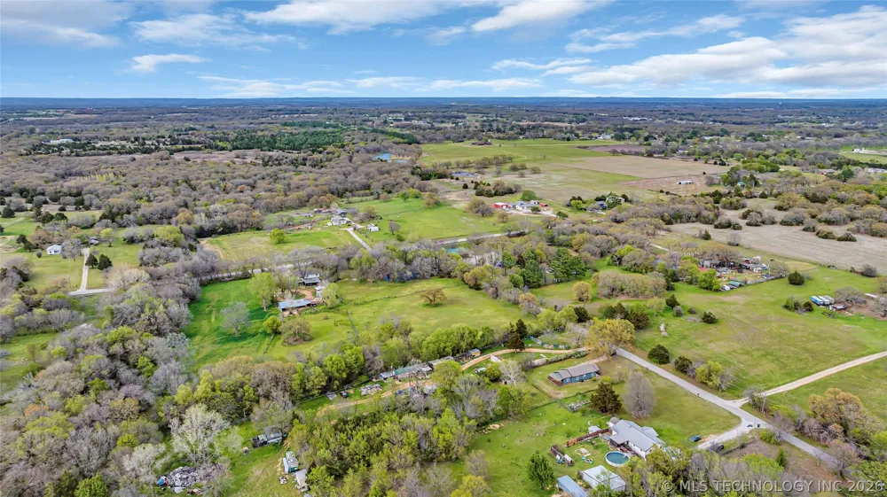 2615 Rancho Lane Ardmore, OK 73401