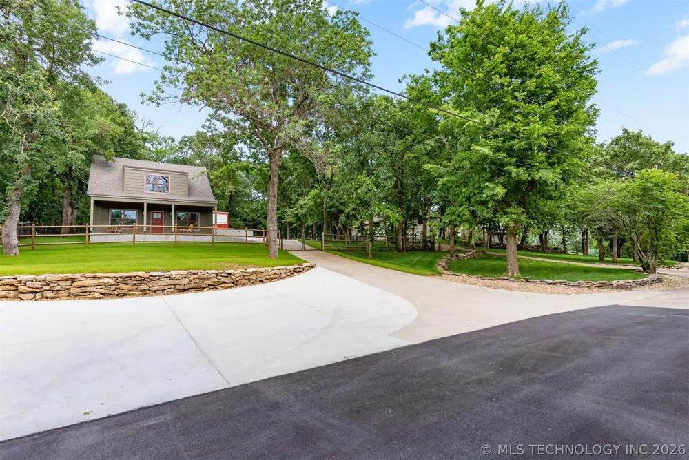 11541 S 4120 ROAD Oologah, OK 74053