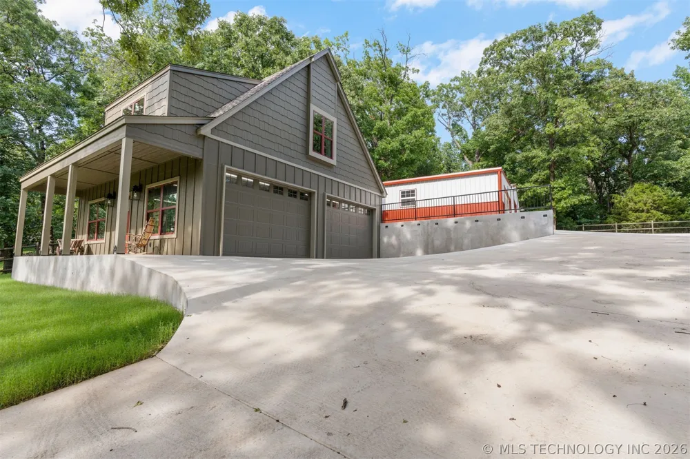 11541 S 4120 ROAD Oologah, OK 74053