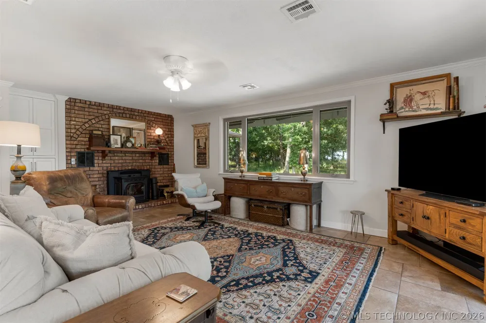 11541 S 4120 ROAD Oologah, OK 74053