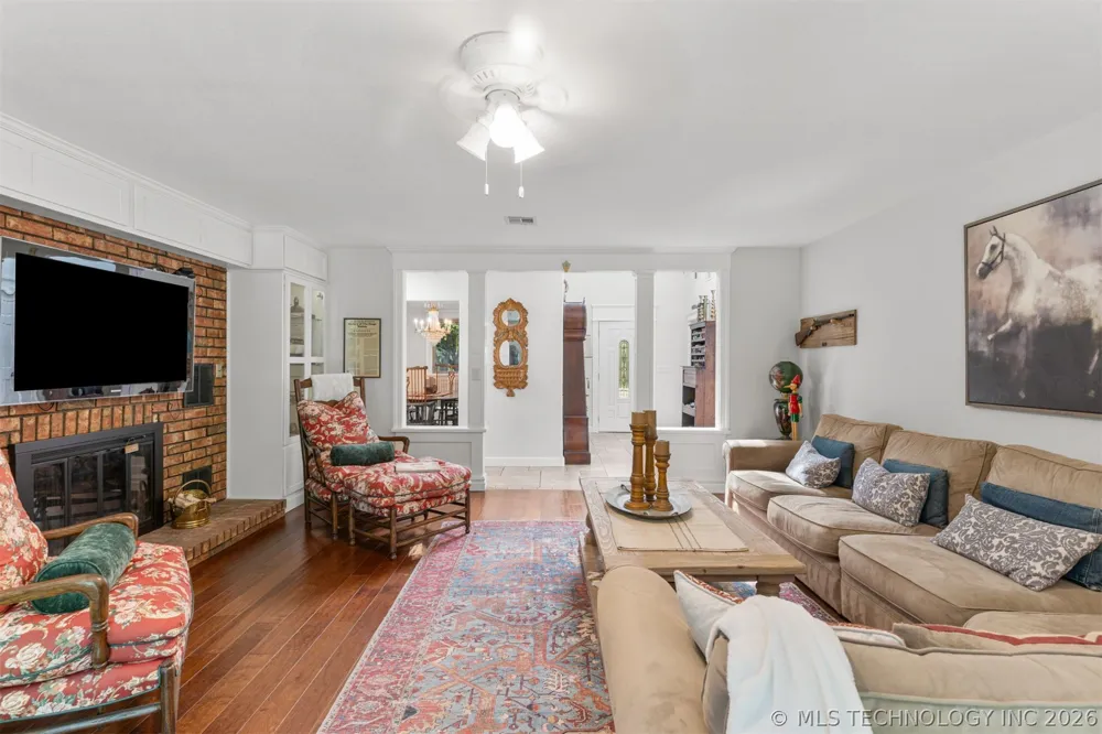 11541 S 4120 ROAD Oologah, OK 74053