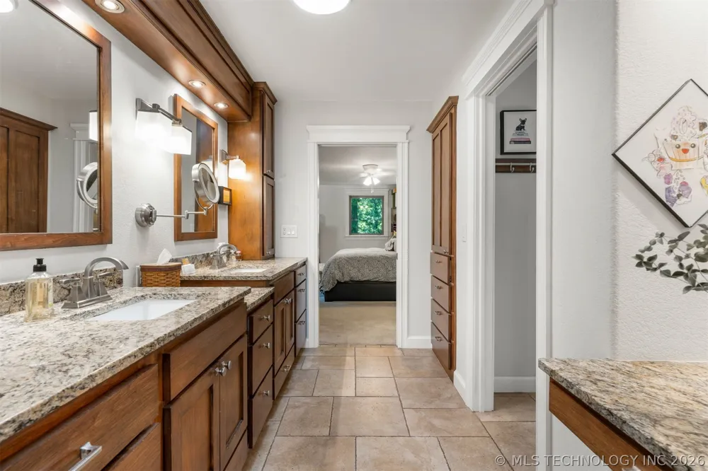 11541 S 4120 ROAD Oologah, OK 74053