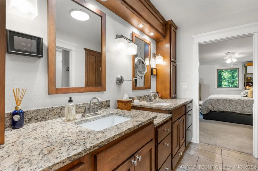 11541 S 4120 ROAD Oologah, OK 74053