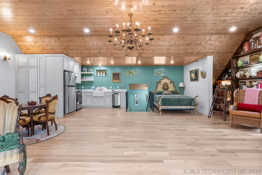 11541 S 4120 ROAD Oologah, OK 74053