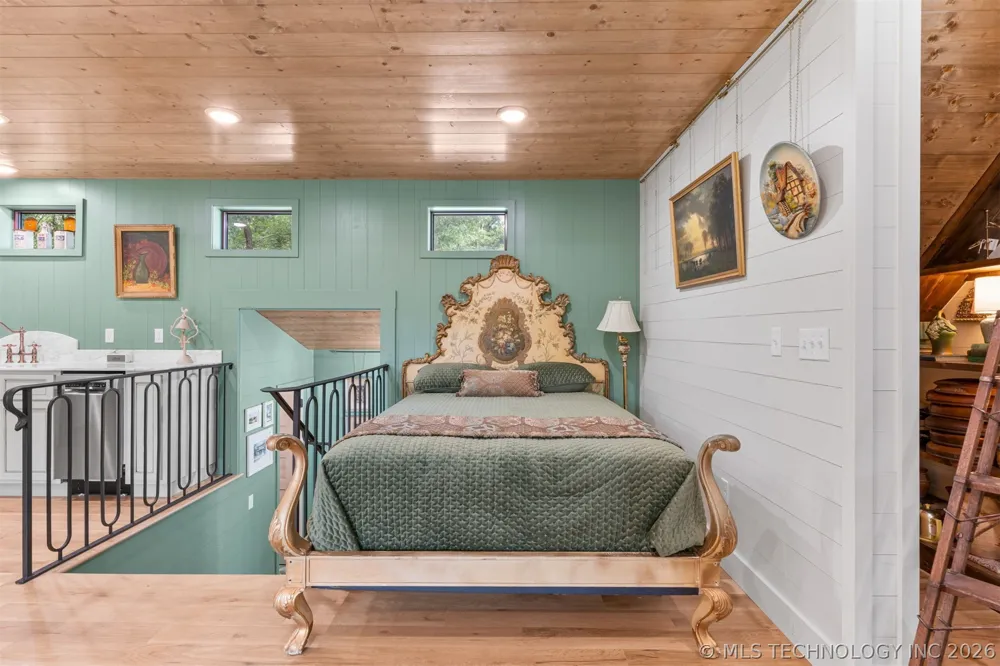 11541 S 4120 ROAD Oologah, OK 74053
