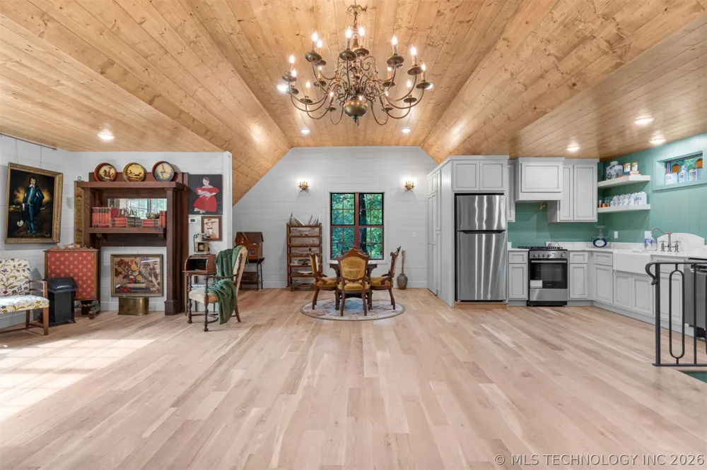 11541 S 4120 ROAD Oologah, OK 74053