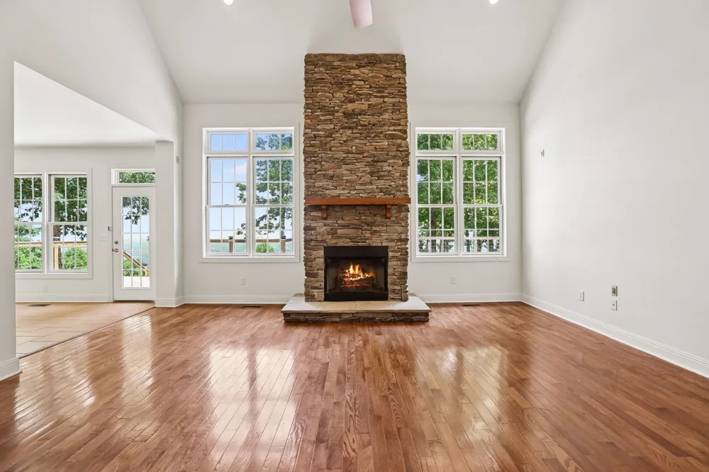231 Point Dr Belvidere, TN 37306