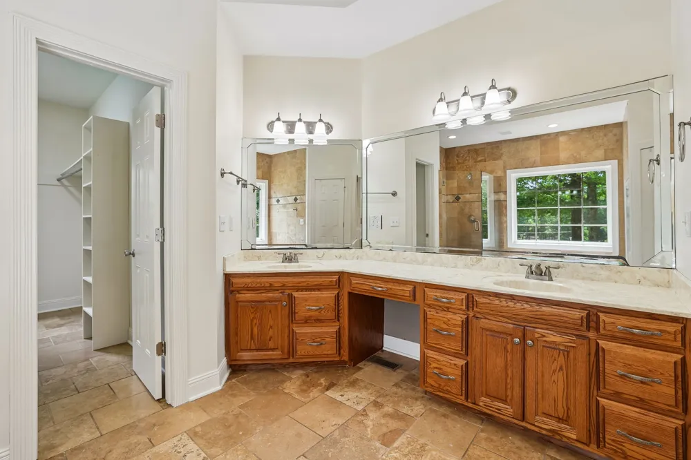 231 Point Dr Belvidere, TN 37306