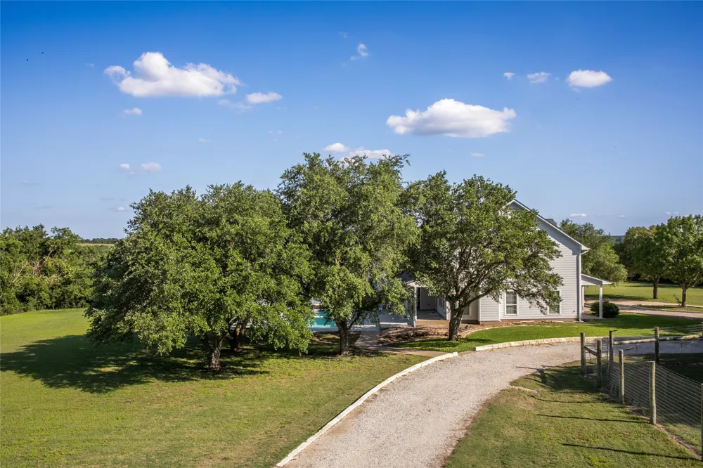 8660 Cedar Hill Road Brenham, TX 77833