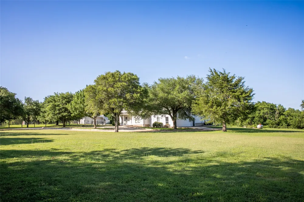 8660 Cedar Hill Road Brenham, TX 77833
