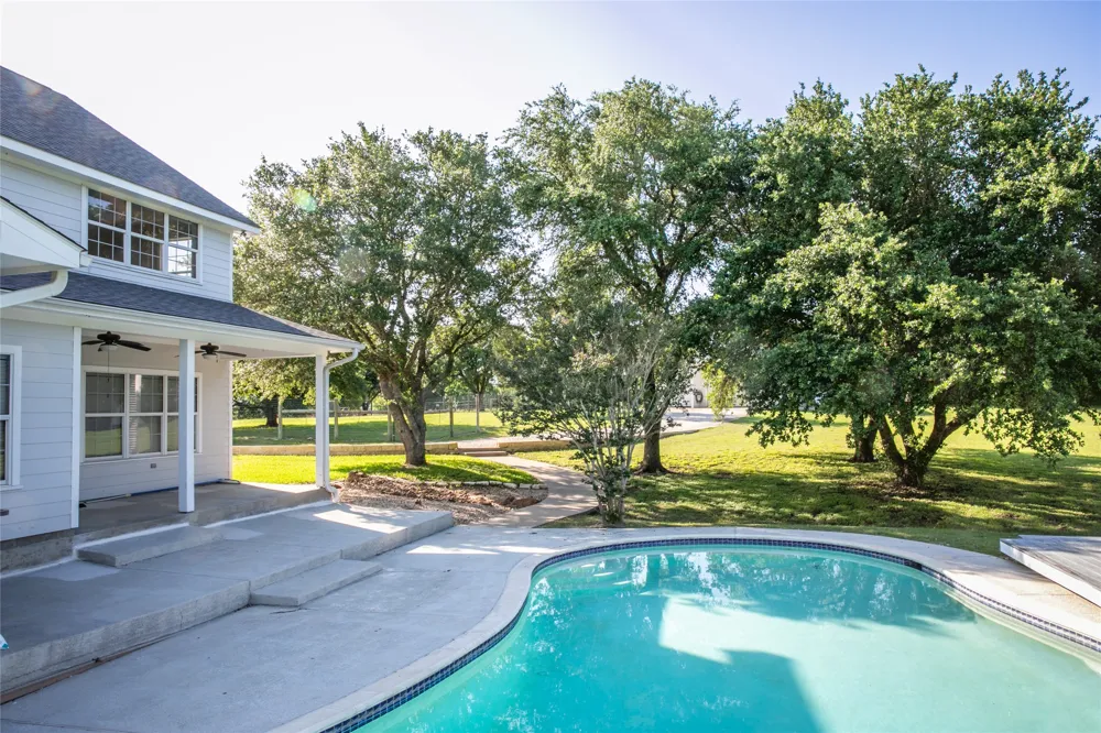 8660 Cedar Hill Road Brenham, TX 77833