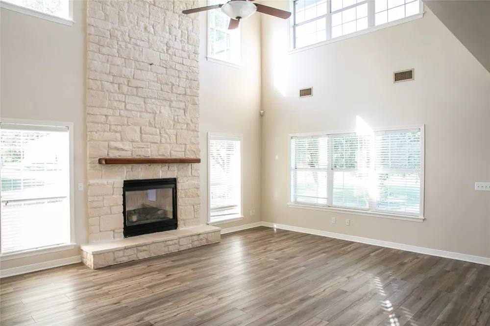 8660 Cedar Hill Road Brenham, TX 77833