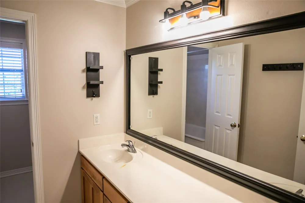 8660 Cedar Hill Road Brenham, TX 77833