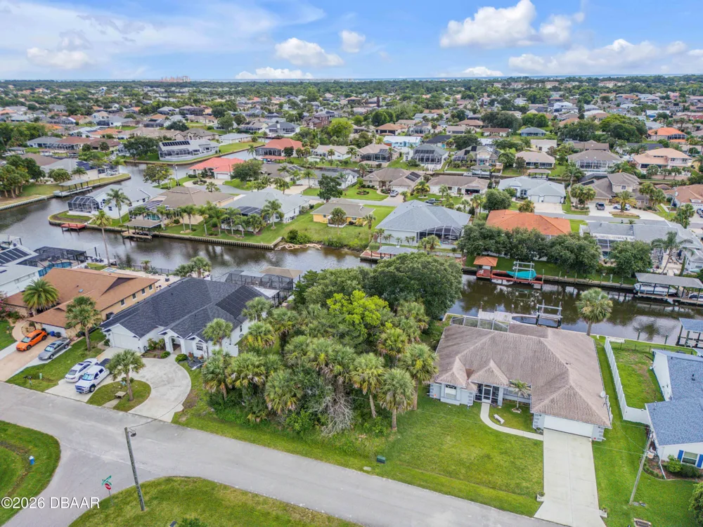 9 Christopher Court Palm Coast, FL 32137