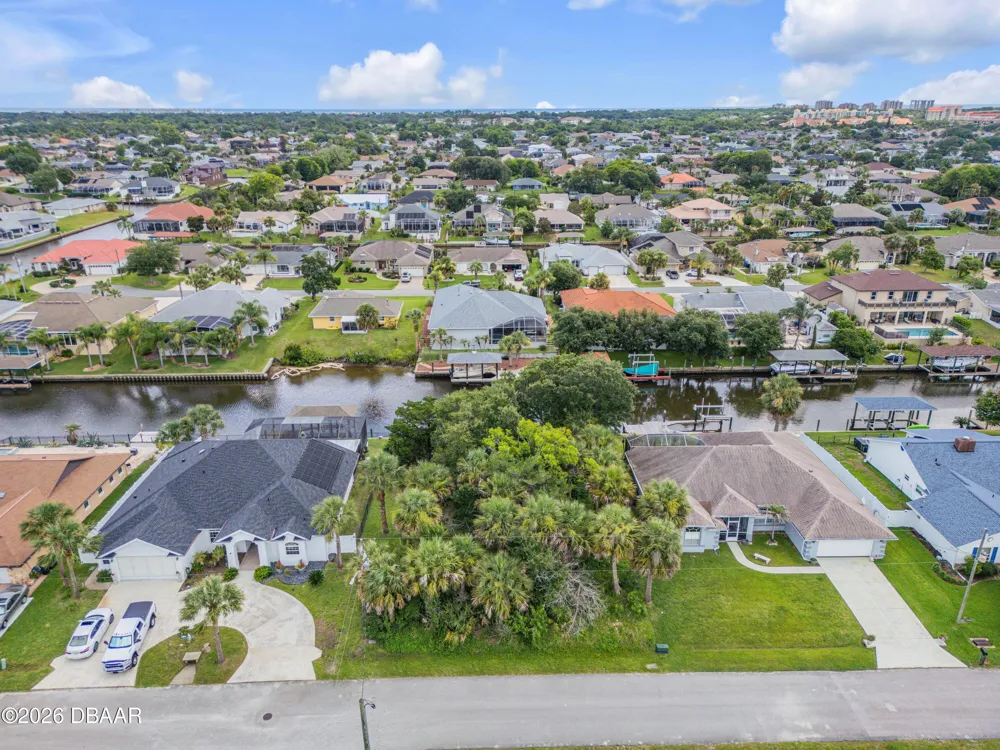 9 Christopher Court Palm Coast, FL 32137