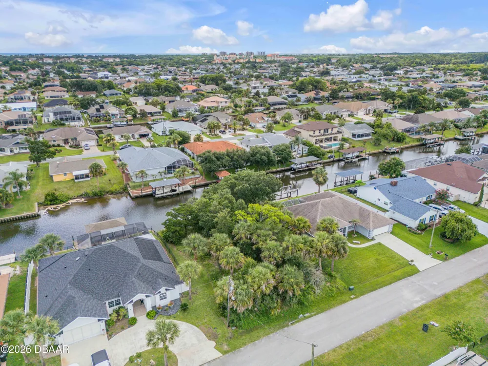 9 Christopher Court Palm Coast, FL 32137