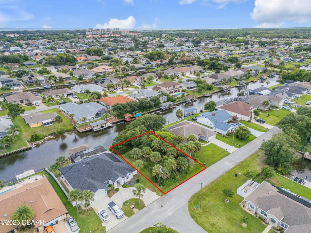 9 Christopher Court Palm Coast, FL 32137