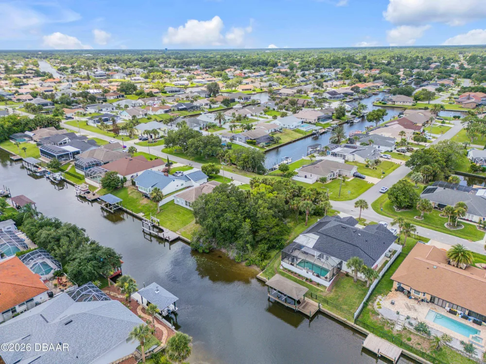 9 Christopher Court Palm Coast, FL 32137