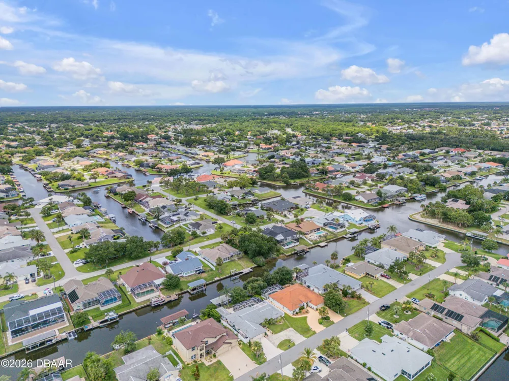 9 Christopher Court Palm Coast, FL 32137