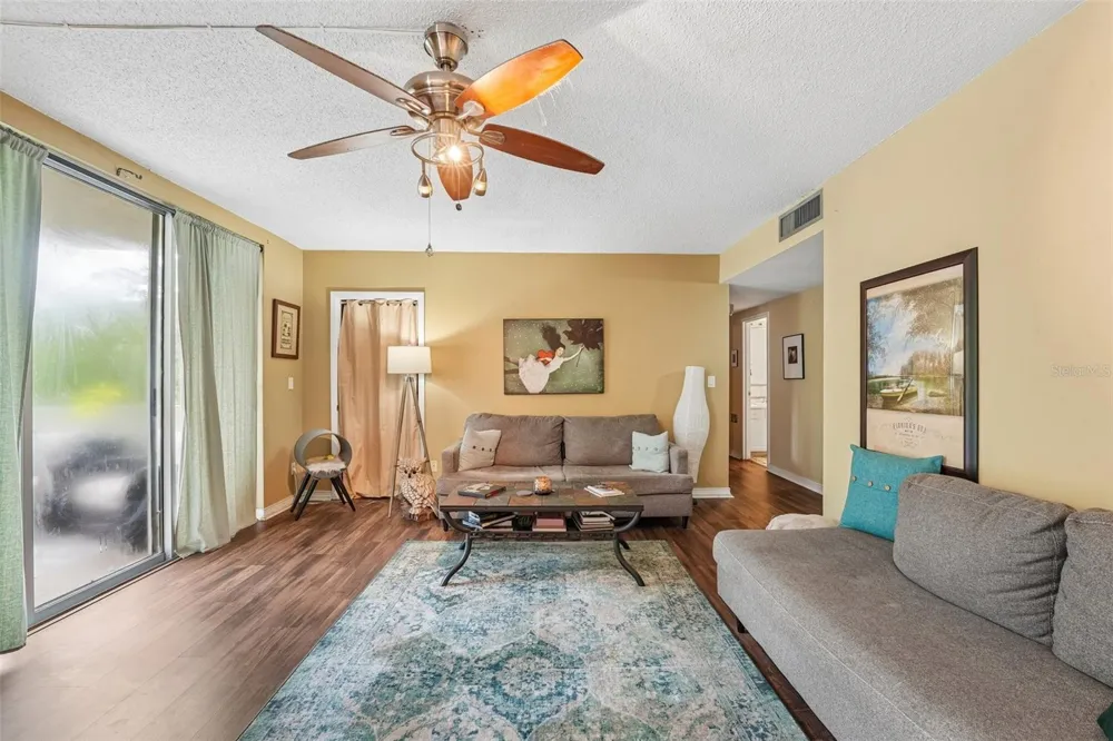 1717 NW 23RD AVENUE #4E Gainesville, FL 32605