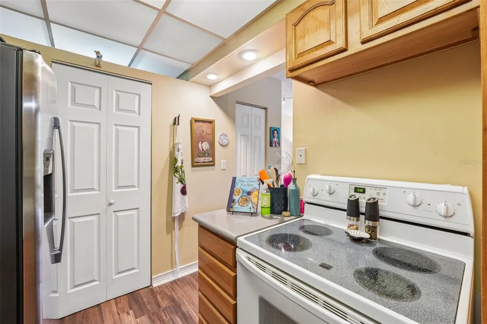 1717 NW 23RD AVENUE #4E Gainesville, FL 32605