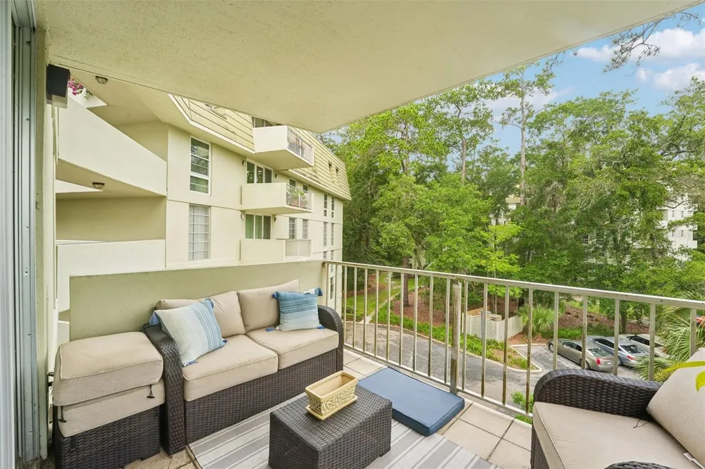 1717 NW 23RD AVENUE #4E Gainesville, FL 32605