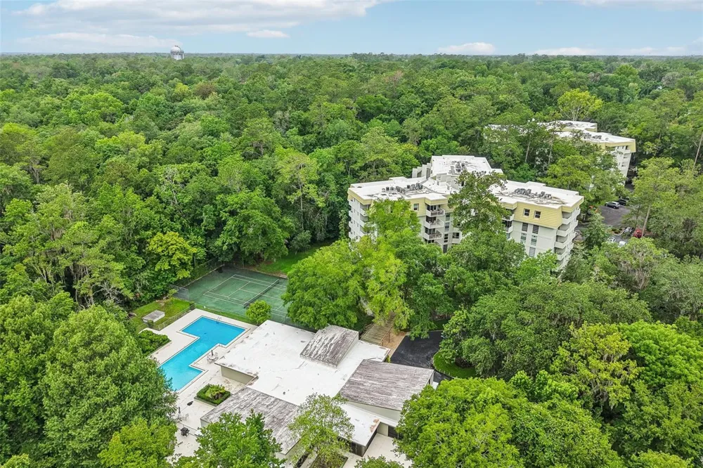 1717 NW 23RD AVENUE #4E Gainesville, FL 32605