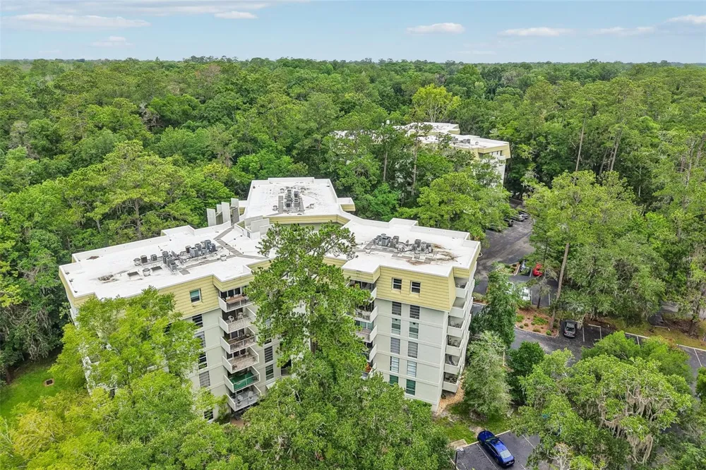 1717 NW 23RD AVENUE #4E Gainesville, FL 32605