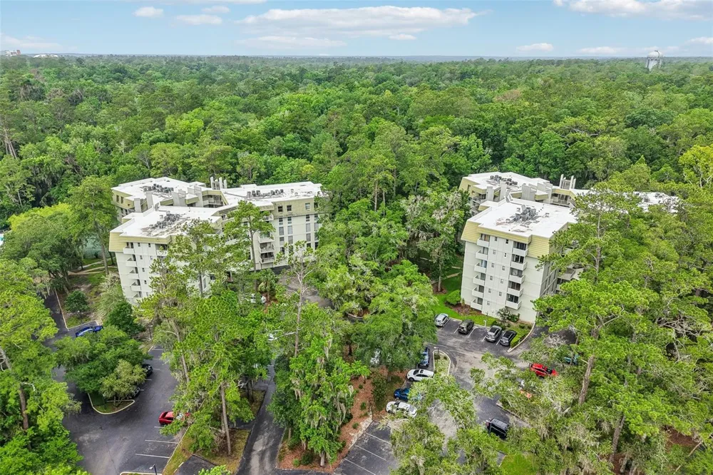 1717 NW 23RD AVENUE #4E Gainesville, FL 32605