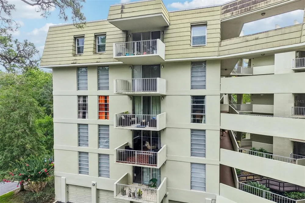 1717 NW 23RD AVENUE #4E Gainesville, FL 32605