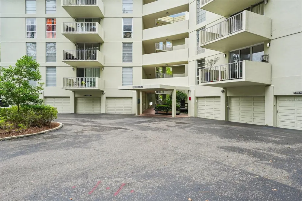 1717 NW 23RD AVENUE #4E Gainesville, FL 32605