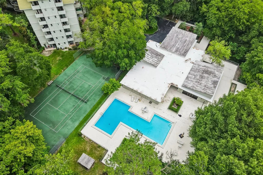 1717 NW 23RD AVENUE #4E Gainesville, FL 32605