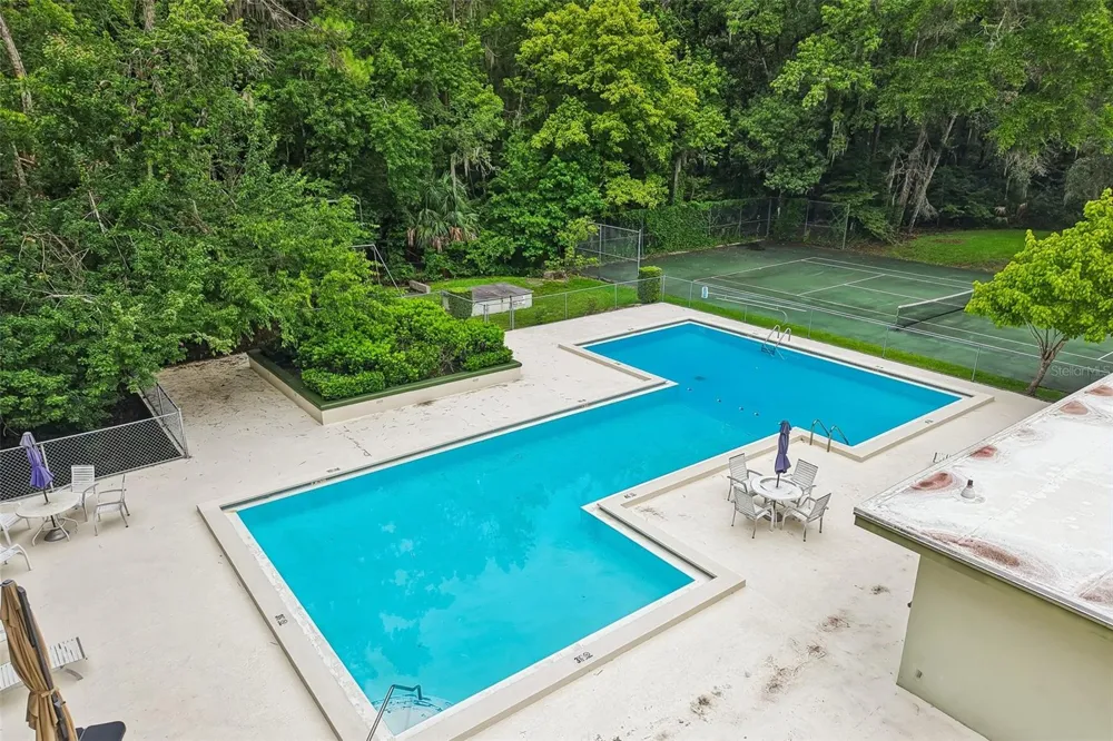 1717 NW 23RD AVENUE #4E Gainesville, FL 32605