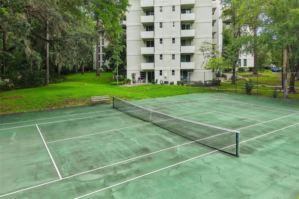 1717 NW 23RD AVENUE #4E Gainesville, FL 32605