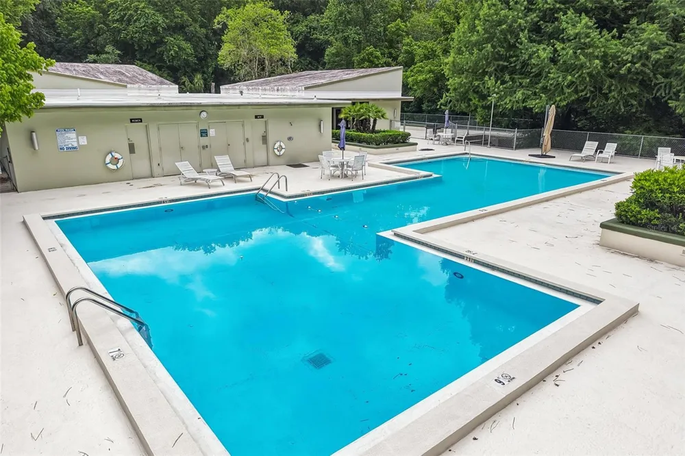 1717 NW 23RD AVENUE #4E Gainesville, FL 32605