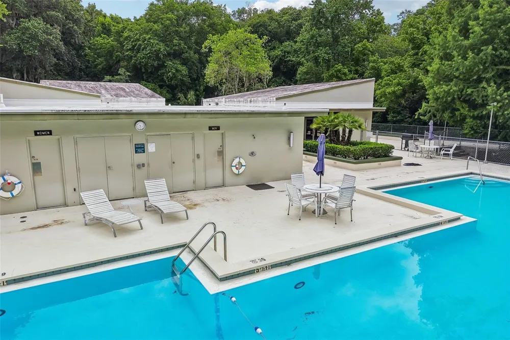 1717 NW 23RD AVENUE #4E Gainesville, FL 32605