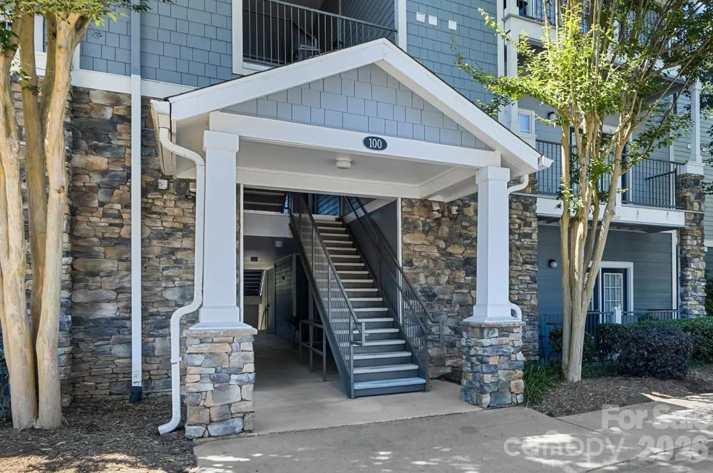 100 Vista Lake Drive #3 Candler, NC 28715