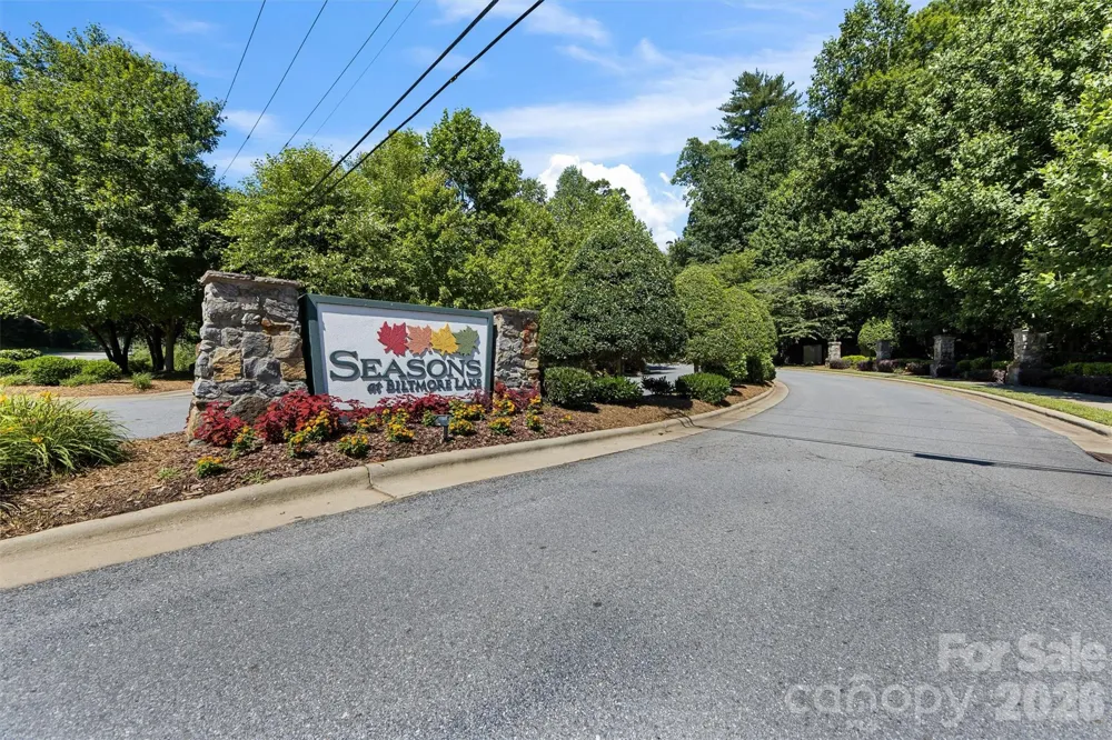 100 Vista Lake Drive #3 Candler, NC 28715