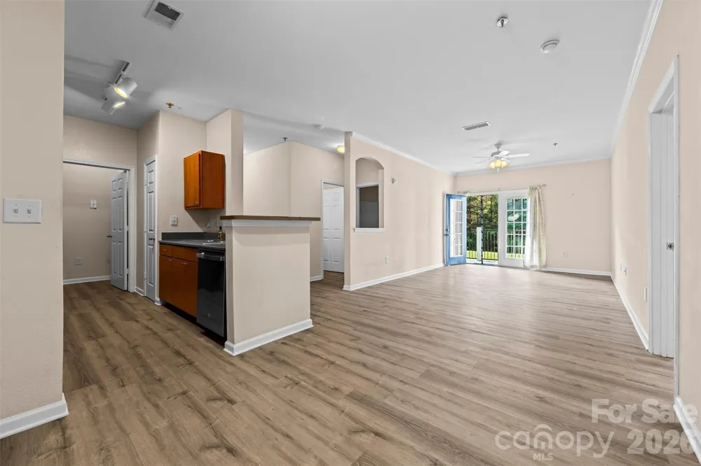 100 Vista Lake Drive #3 Candler, NC 28715