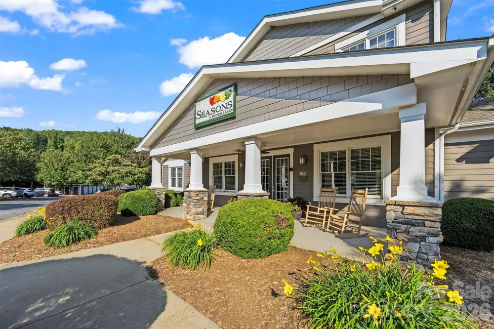 100 Vista Lake Drive #3 Candler, NC 28715